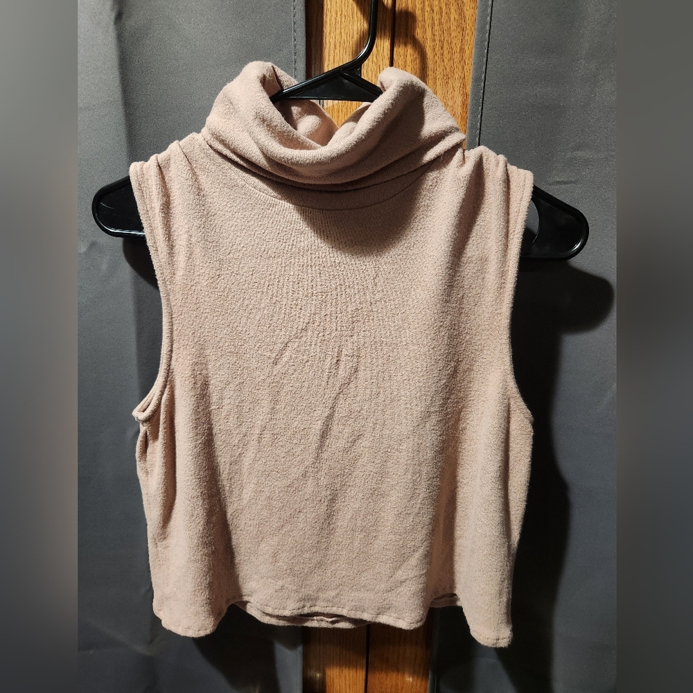 Express Sleeveless Cowl Neck Cropped Sweater - Cream